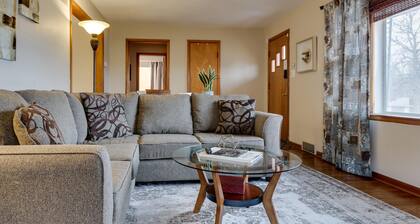Home Away From Home! Clean & Comfy 2-bedroom Home