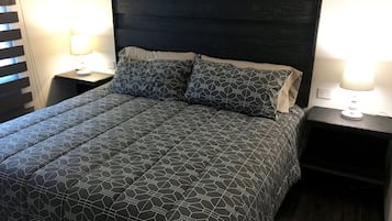 2 slaapkamers, een strijkplank/strijkijzer, wifi, beddengoed