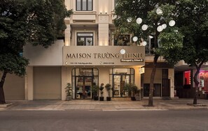 Front of property - Truong Thinh Hotel (Ho Chi Minh City)