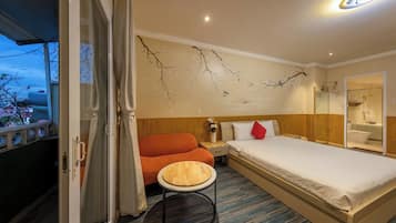 Super VIP Room | Minibar, desk, free WiFi