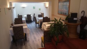 Gratis morgenmadsbuffet hver dag