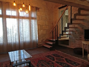 1 bedroom, down duvets, individually decorated, individually furnished