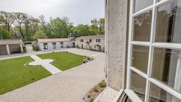 Deluxe Double Room, 1 Queen Bed, Private Bathroom, Courtyard View (Blanche) | View from room