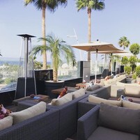 Breakfast, lunch, dinner served; international cuisine 