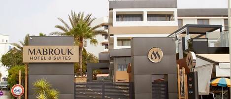 Mặt tiền nơi lưu trú