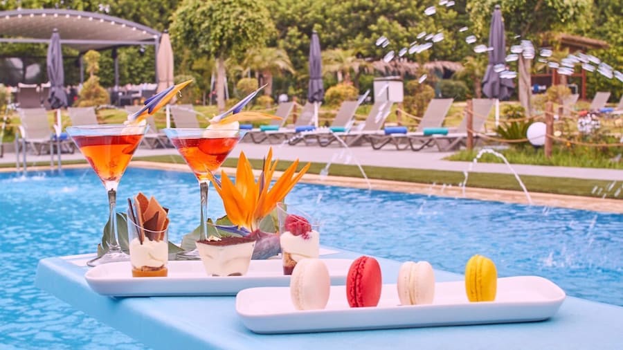 Mabrouk Hotel And Suites