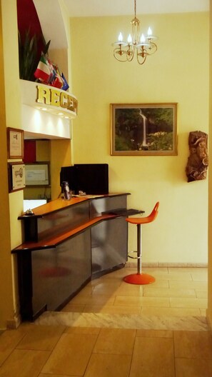 Lobby - Hotel Kruja (Tirana)