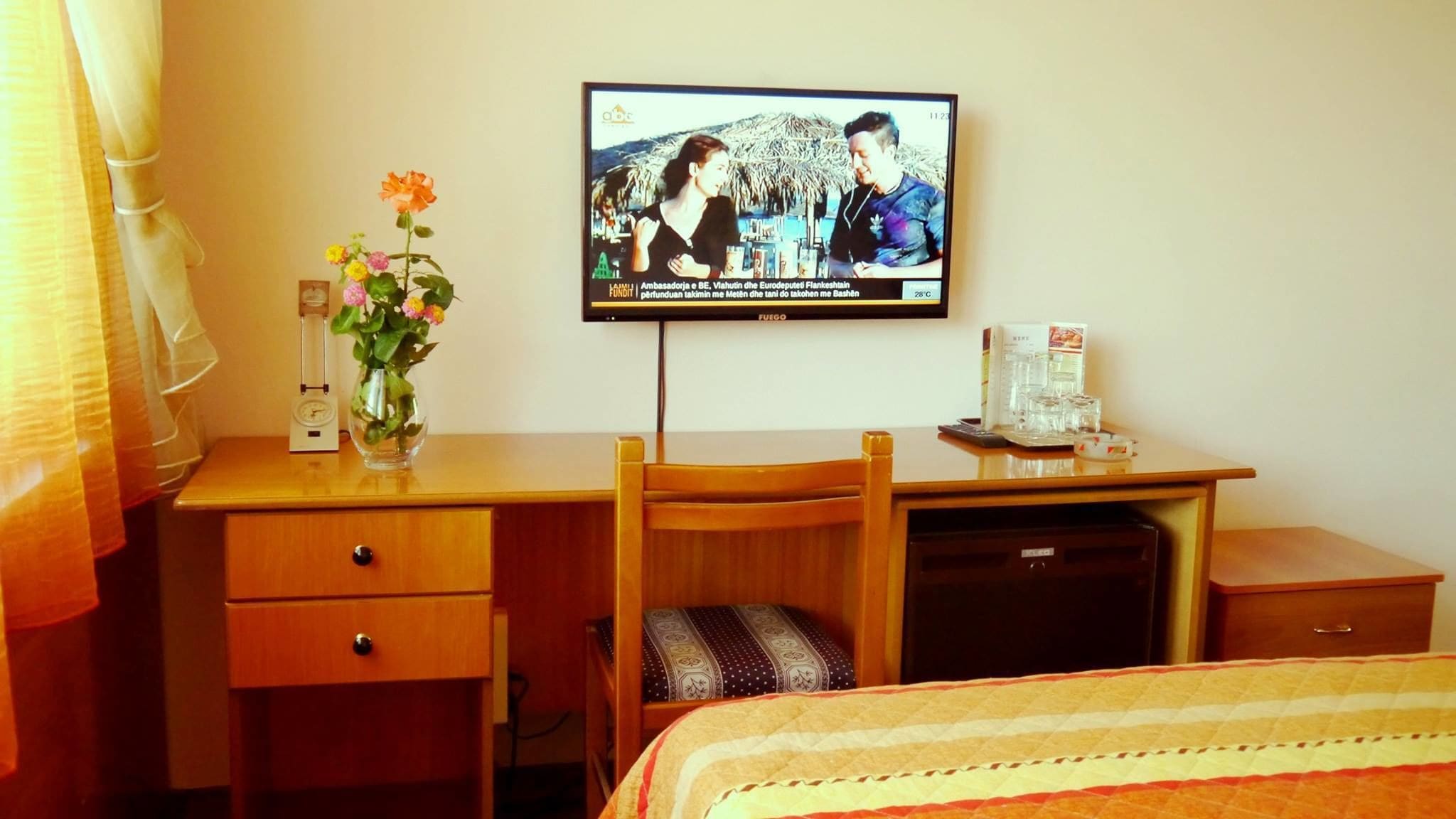 double room | minibar, in-room safe, individually furnished, desk