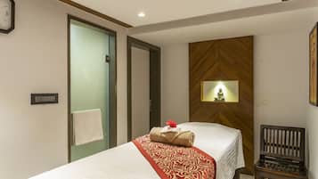 Hot stone massages, prenatal massages, Thai massages, massages