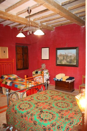 Comfort Apartment, Private Bathroom, Hill View | 1 bedroom, individually decorated, individually furnished, desk