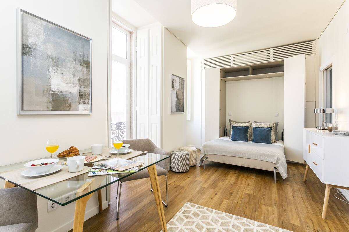 Iron/ironing board, free cots/infant beds, free WiFi, bed sheets