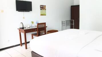 Chambre Double ou avec lits jumeaux | Bureau, Wi-Fi gratuit