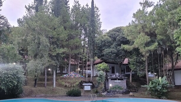 室外游泳池