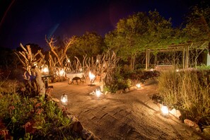 Terrace/patio - Valley Lodge - Babanango Game Reserve (Ulundi)
