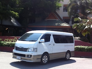 Parkir mandiri gratis