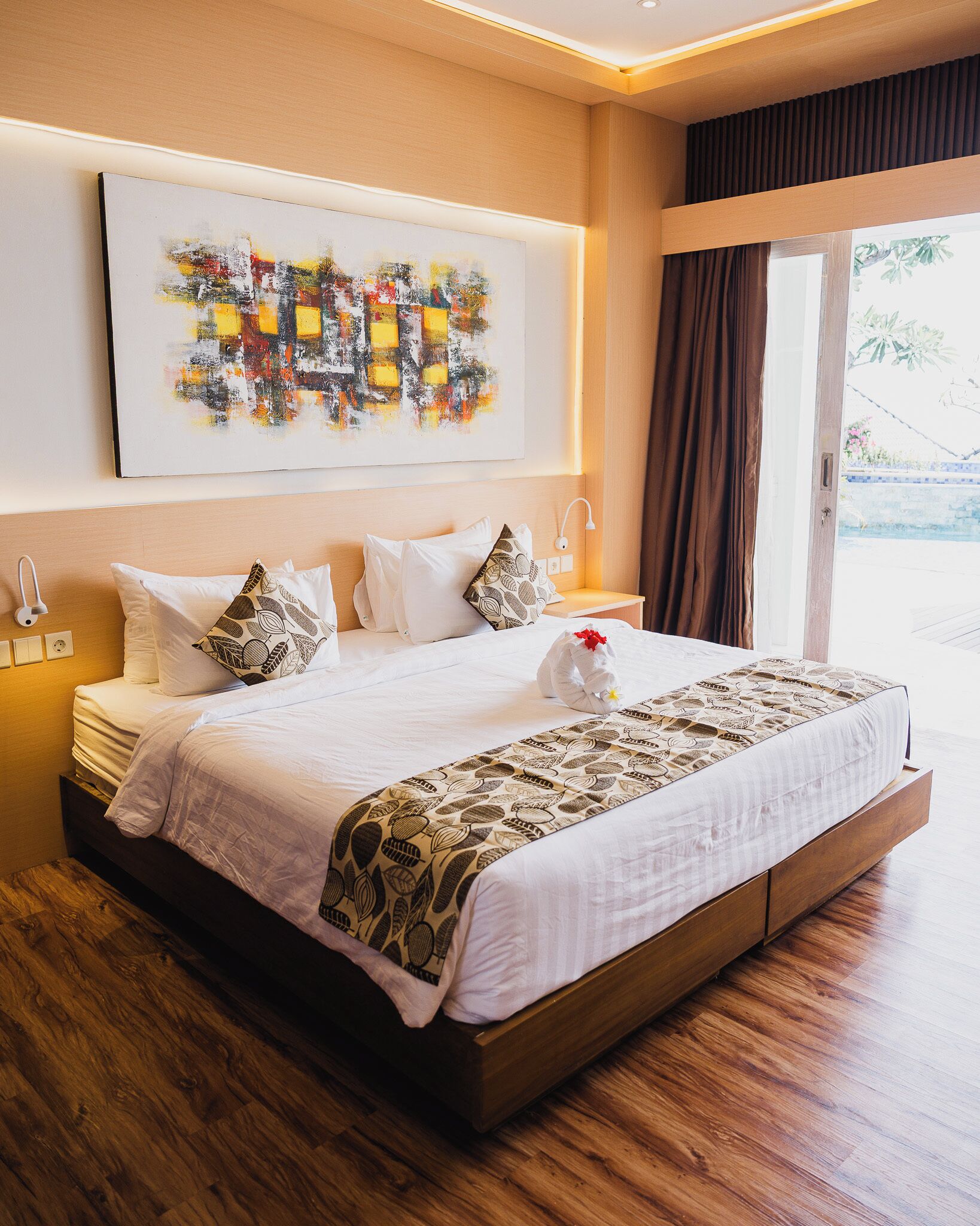 Dubbelrum | Värdeförvaringsskåp på rummet, individuell inredning och unika möbler