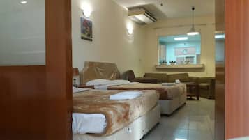 Ropa de cama de alta calidad y minibar