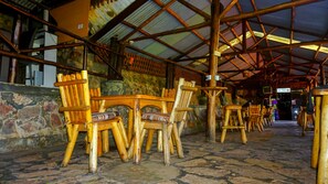 Bar (on property) - Bunyonyi Overland Resort (Kabale)