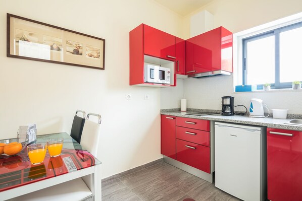 Apartment, 1 Bedroom | Private kitchen