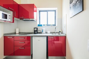 Apartment, 1 Bedroom | Private kitchen