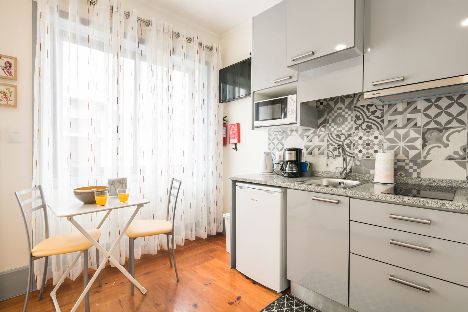 Studio | Eigene Küche | Großer Kühlschrank, Mikrowelle, Herdplatte