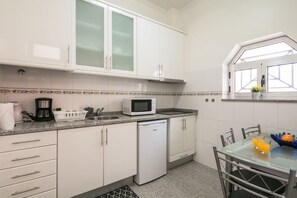 Apartment, 1 Bedroom | Private kitchen