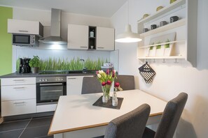 Comfort Apartment, 1 Bedroom, Non Smoking, Mountain View | Private kitchen - Landhaus Meran (Willingen)
