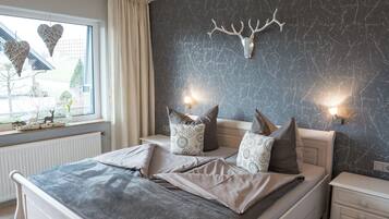 Leilighet – comfort, ikke-røyk, fjellutsikt | Blendingsgardiner, strykejern/-brett og wi-fi (inkludert)