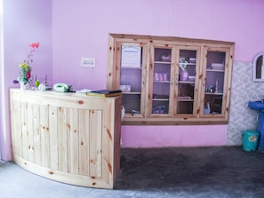 Reception - Goba Guest House (Leh)