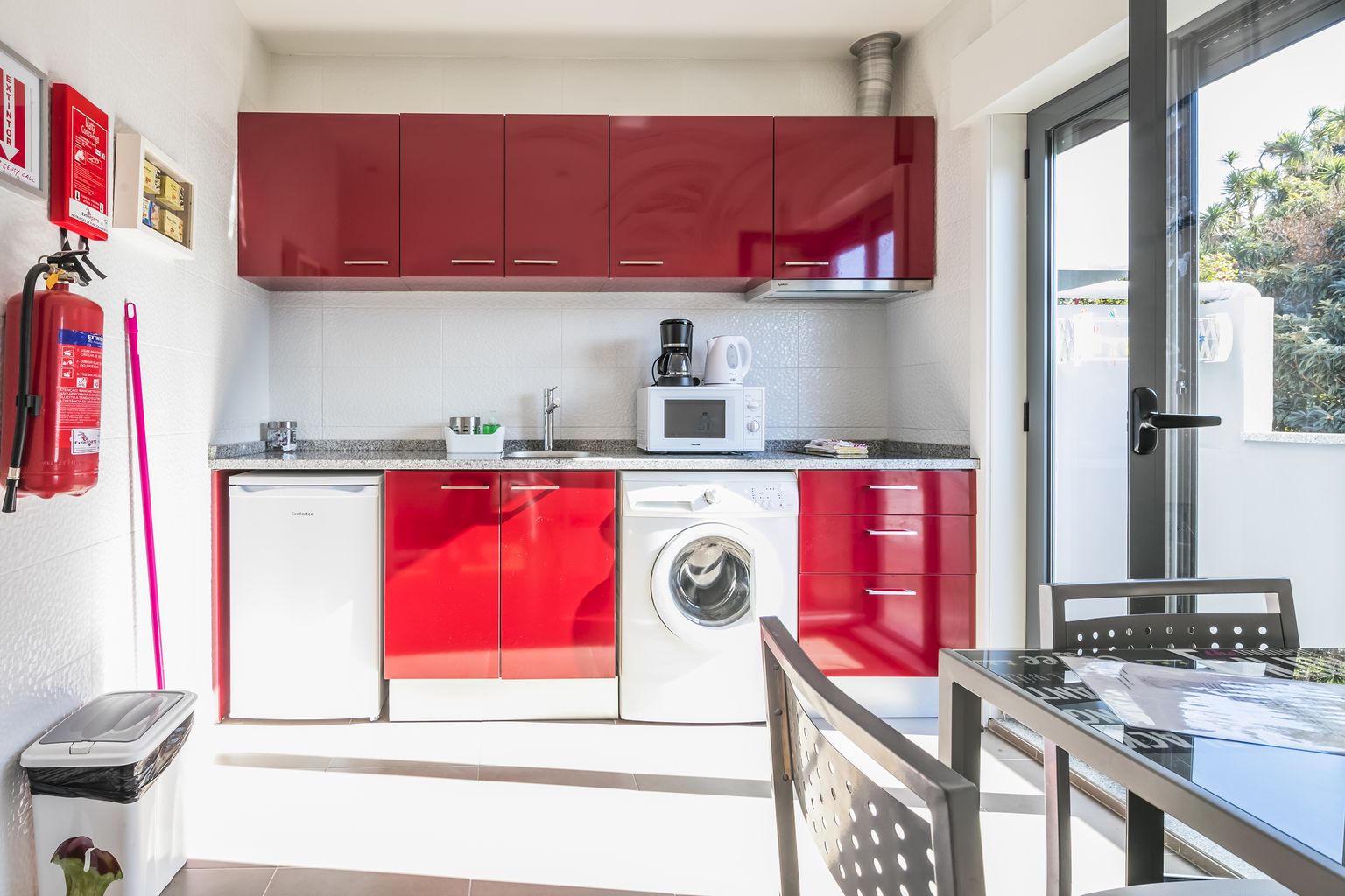 Apartment, 1 Schlafzimmer, Balkon | Eigene Küche | Kühlschrank, Mikrowelle, Herdplatte, Wasserkocher mit Kaffee-/Teezubehör