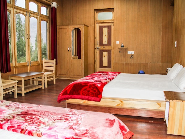 Rollaway beds, free WiFi, bed sheets