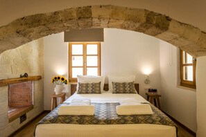 Superior Double Room | Minibar, in-room safe, soundproofing, free WiFi - Aelios Design Hotel (Chania)