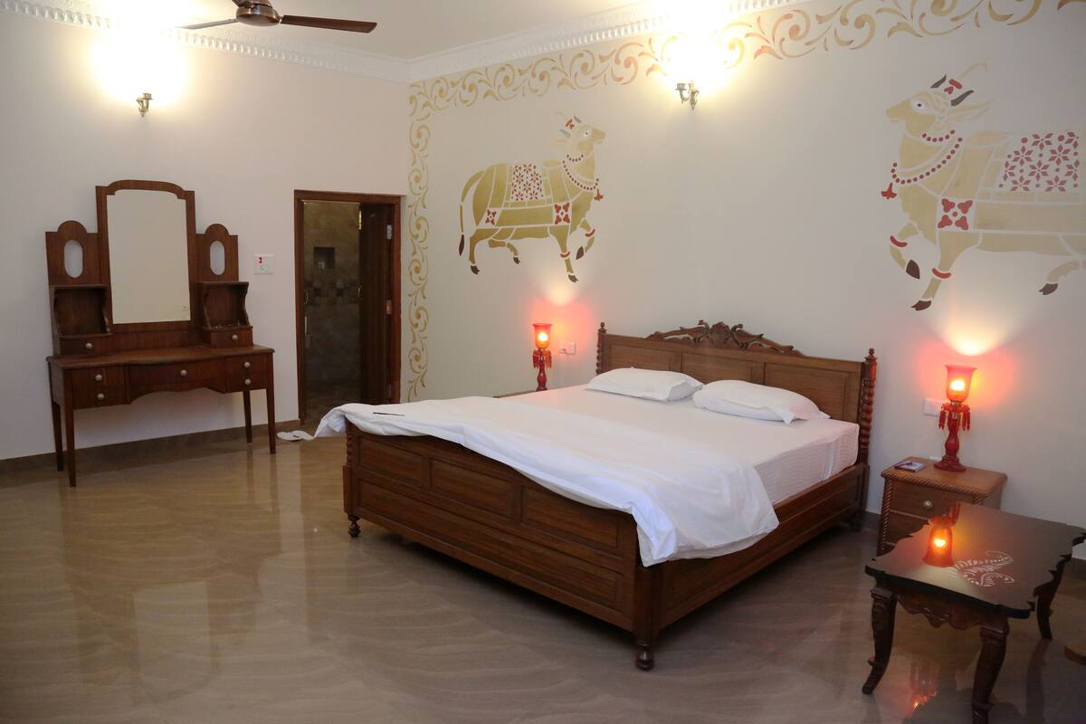 Maharaja Room | In-room safe, soundproofing, WiFi (free), bed sheets