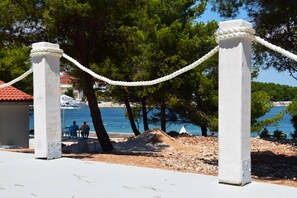 Mobile Home | Soundproofing, free WiFi, bed sheets