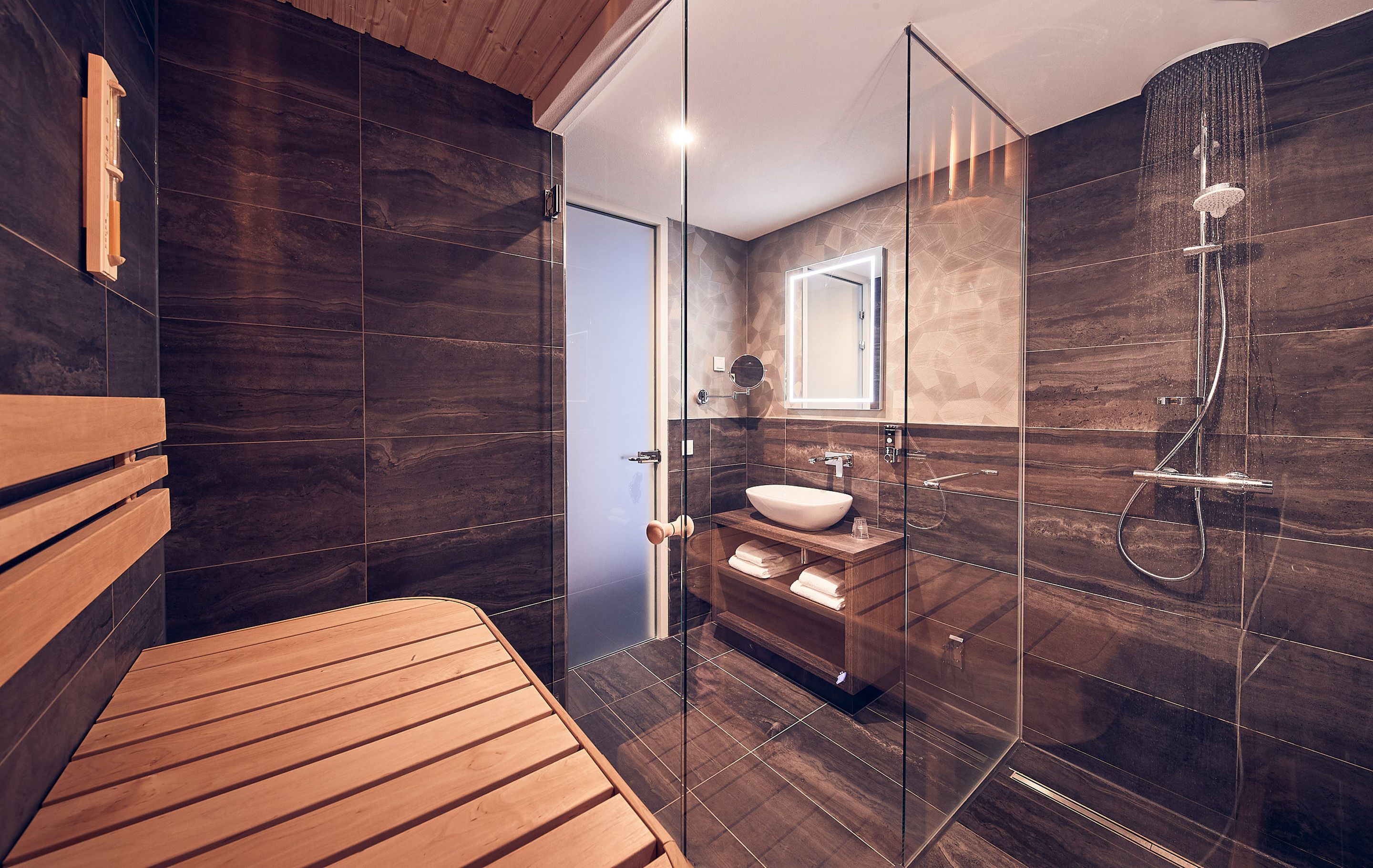 wellness suite | bathroom | free toiletries, hair dryer, towels
