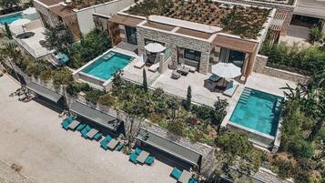 Piscine extérieure