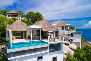 Turtle Villa, Ocean and Beach View