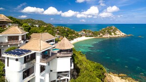 Eagle Villa, Ocean and Beach View  | Sengetøy av topp kvalitet, senger med overmadrass og minibar