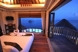 Eagle Villa, Ocean and Beach View  | Premium bedding, pillow-top beds, minibar, in-room safe - Villa Sabai Jai (Koh Tao)