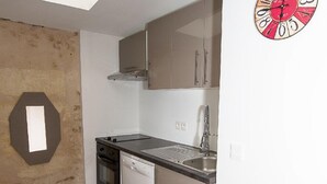 Småhus, 1 queensize-seng, ikke-røyk | Eget tekjøkken