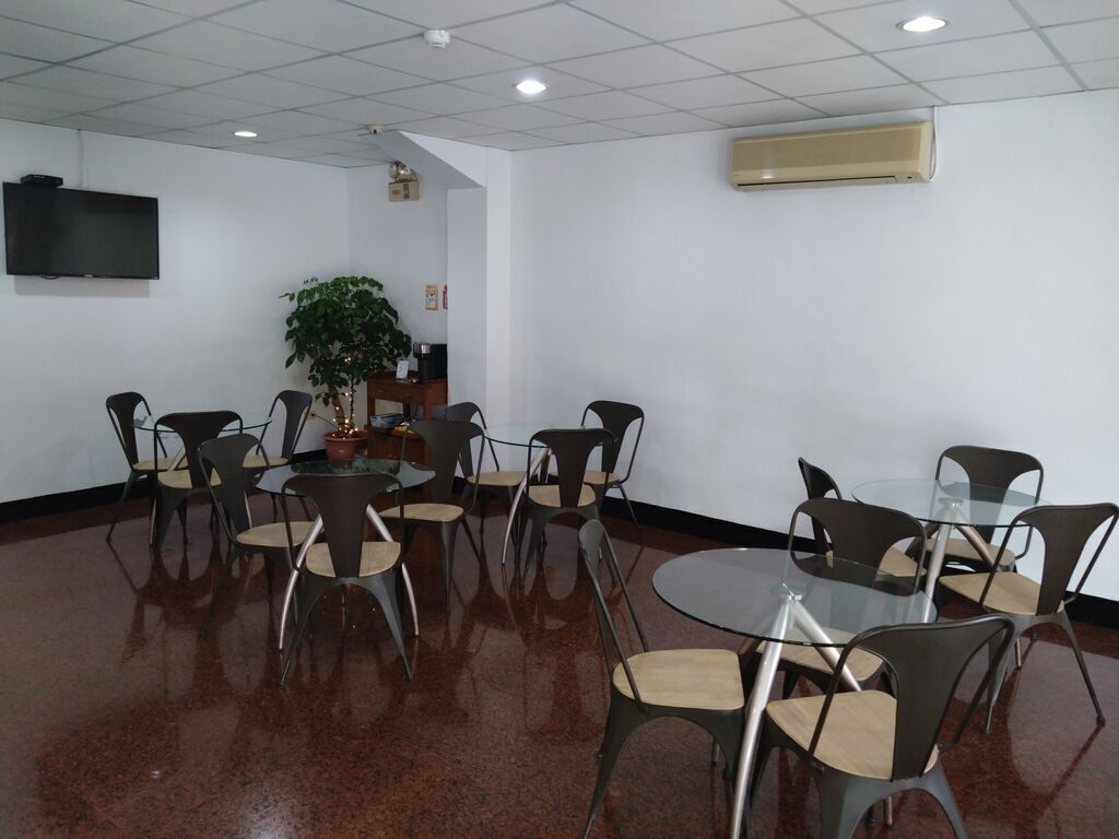 Pintu masuk interior