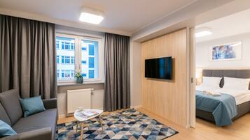 Comfort apartman | Prémium ágynemű, egyedi berendezés, íróasztal és hangszigetelés