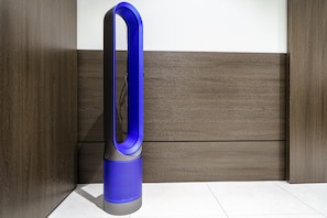 Junior Suite, Non Smoking | Private kitchen | Fridge, microwave, electric kettle - Waba Classic (Busan)