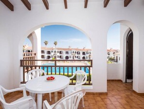 Outdoor dining - Apartment in Well-Maintained Complex with Pool - Girasol Garden Superior 2 F (menorca)