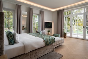 Economy Double Room | Bar mini, ruang kerja komputer riba, kalis bunyi 