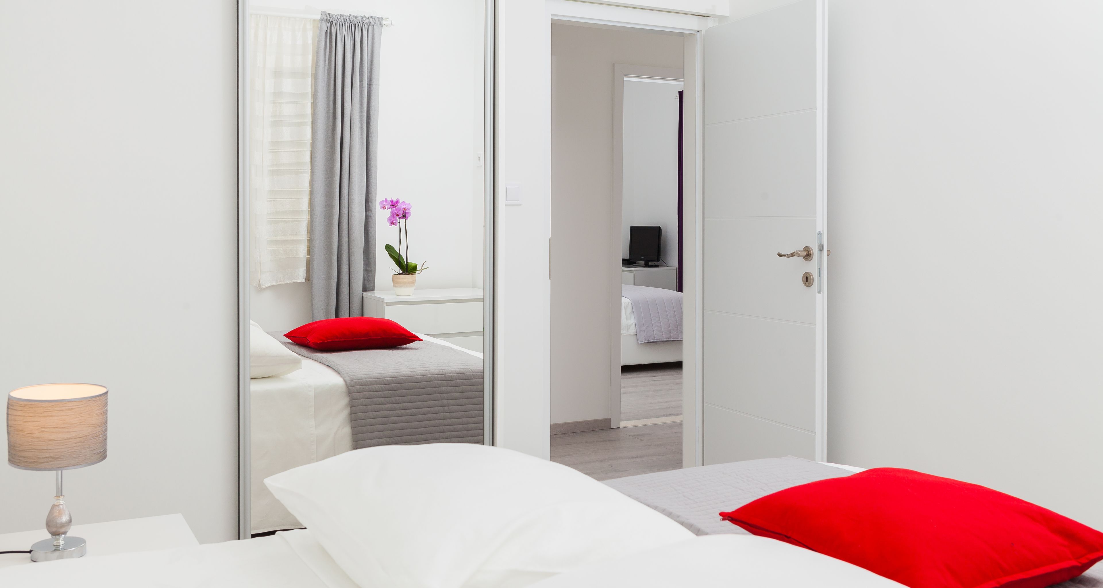 Apartment, Sea View (MARE) | Iron/ironing board, WiFi (free), bed sheets