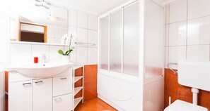 Superior Apartment, Sea View (ZITNA) | Bathroom - Apartments Gita (Korcula)