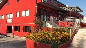 Ingresso della struttura