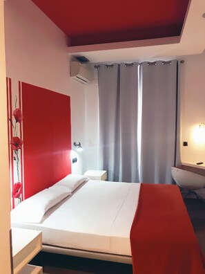 1 bedroom, individually decorated, individually furnished, free WiFi - Santa Ana Colors (Madrid)