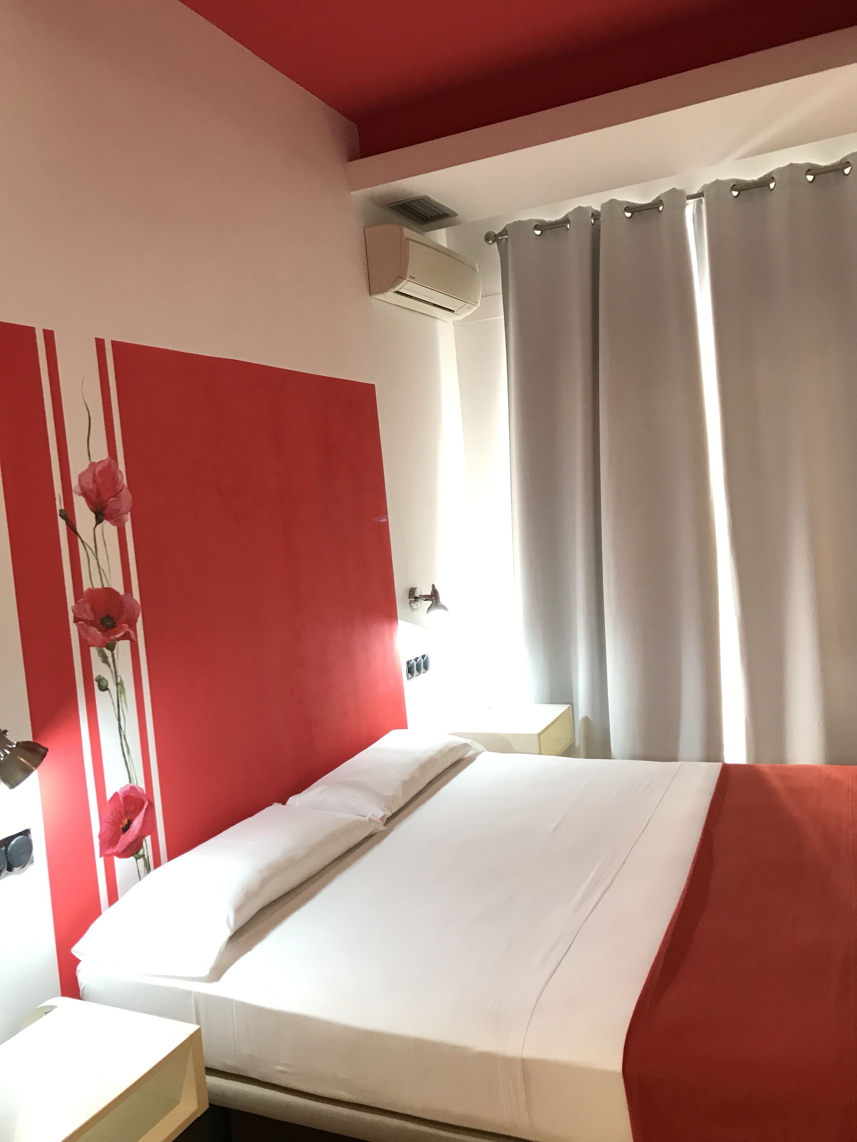 Photo - Hostal Santa Ana Colors